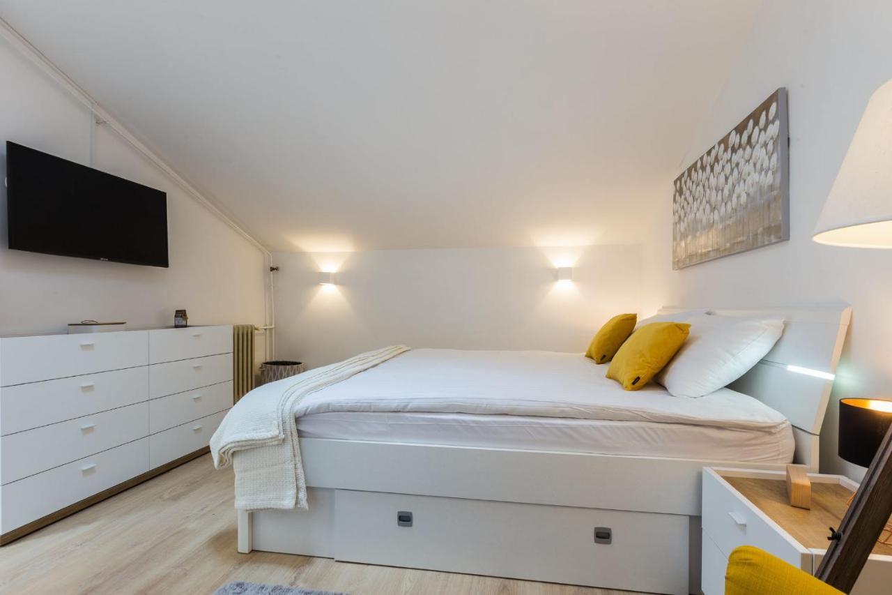 Kuki Apartment With Balcony Zadar Exterior photo